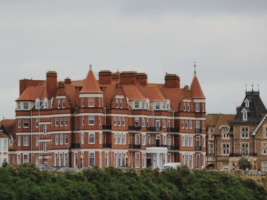 Clacton Byelection Set for 6 August as Farage’s Resignation Triggers an Unprecedented Political Boycott